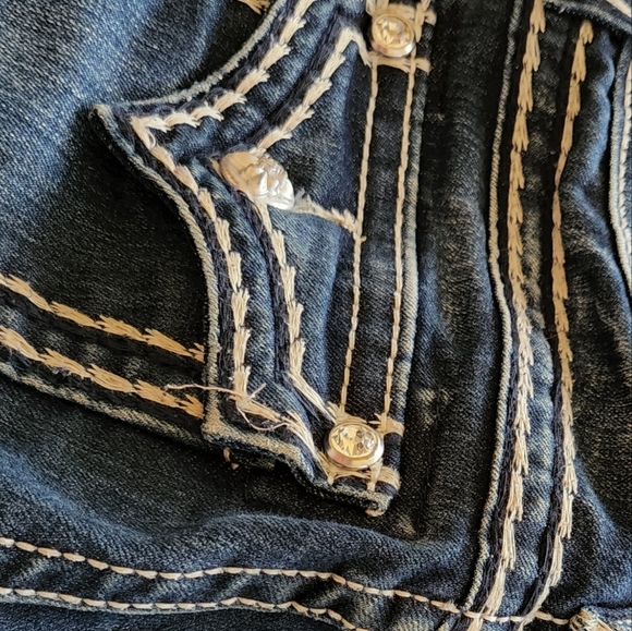 Miss Me Jeans! - Picture 4 of 4